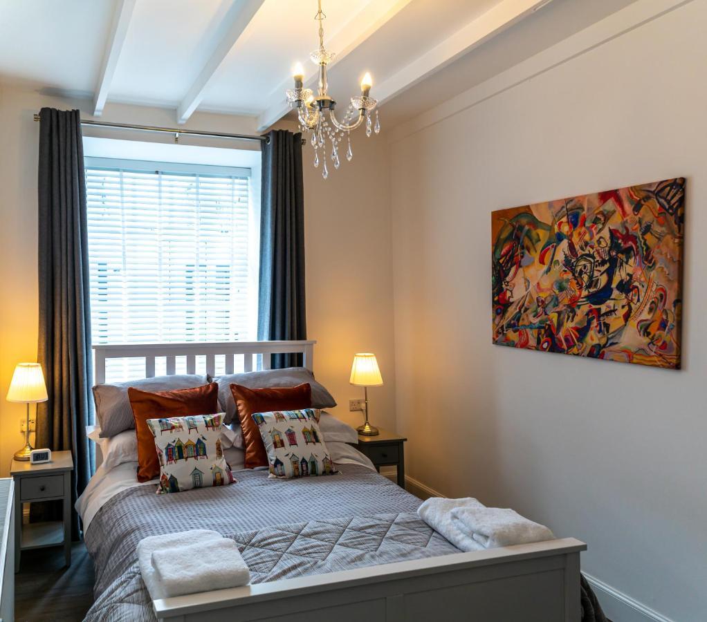 The Old Paint Shop Apartment - Centrally Situated Анструтер Экстерьер фото